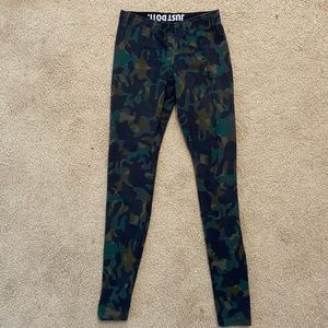 Nike Camo Leggings